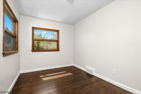 13 Windbeam Road Riverdale NJ 07457