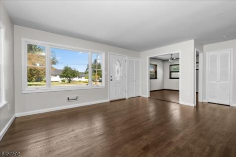 13 Windbeam Road Riverdale NJ 07457