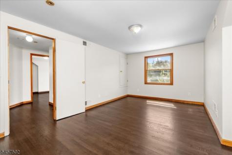 13 Windbeam Road Riverdale NJ 07457