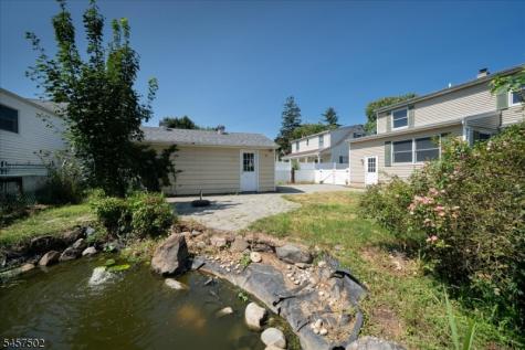 13 Windbeam Road Riverdale NJ 07457