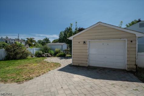 13 Windbeam Road Riverdale NJ 07457