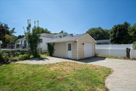 13 Windbeam Road Riverdale NJ 07457