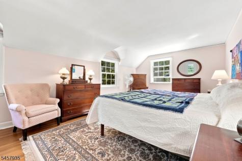 94 Harrison Street Verona NJ 07044