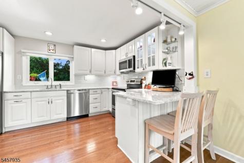 94 Harrison Street Verona NJ 07044