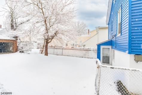 65 Cambridge Street East Orange NJ 07018