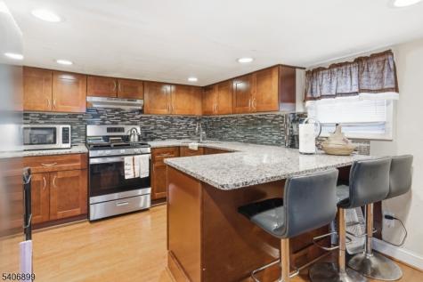 65 Cambridge Street East Orange NJ 07018