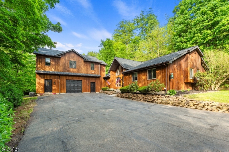 625 Maxim Drive Hopatcong NJ 07821