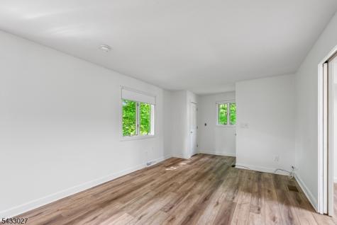 625 Maxim Drive Hopatcong NJ 07821