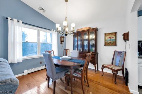 20 Park Avenue Lopatcong NJ 08865