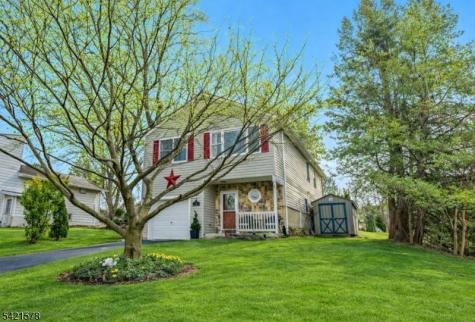 20 Park Avenue Lopatcong NJ 08865