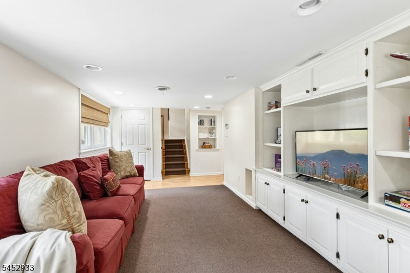 753 Hyslip Avenue Westfield NJ 07090