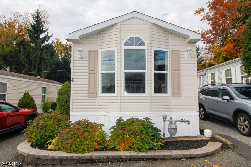 4 Makepeace Road Jefferson NJ 07438