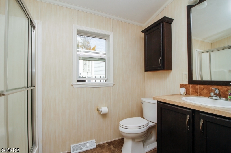 4 Makepeace Road Jefferson NJ 07438