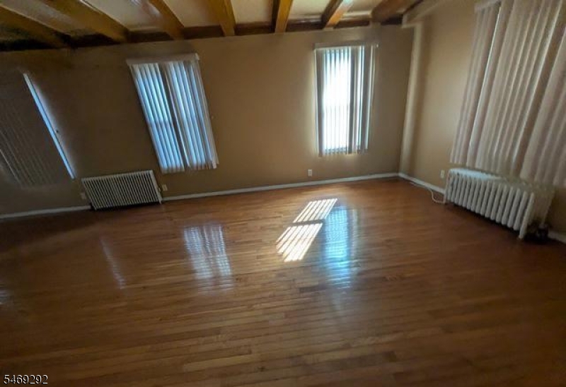 349 Parker Street Newark NJ 07104