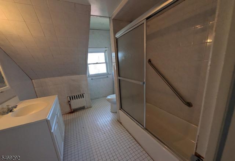 349 Parker Street Newark NJ 07104