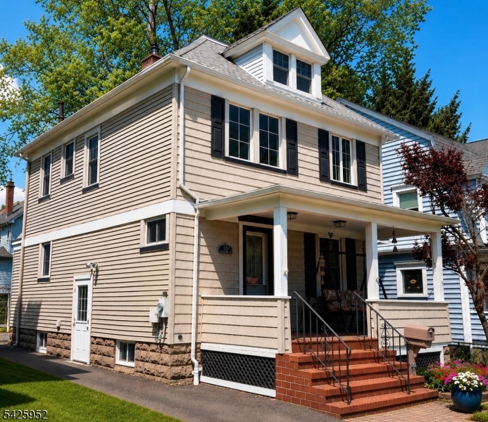 55 W Clay Avenue Roselle Park NJ 07204