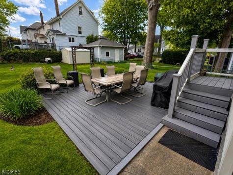 55 W Clay Avenue Roselle Park NJ 07204