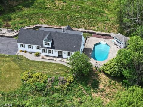7 Perry Road Frankford NJ 07826