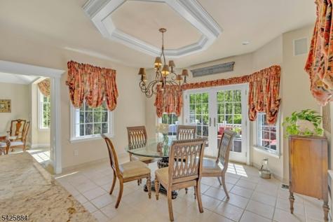 15 Fieldstone Court East Hanover NJ 07936