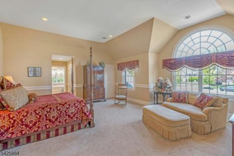 15 Fieldstone Court East Hanover NJ 07936