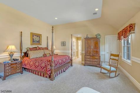 15 Fieldstone Court East Hanover NJ 07936
