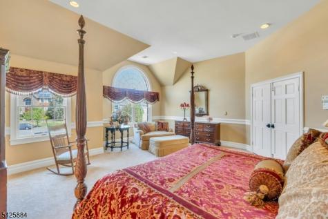 15 Fieldstone Court East Hanover NJ 07936