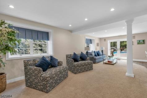 15 Fieldstone Court East Hanover NJ 07936