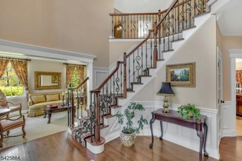 15 Fieldstone Court East Hanover NJ 07936