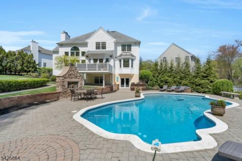 15 Fieldstone Court East Hanover NJ 07936