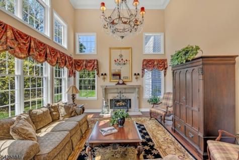 15 Fieldstone Court East Hanover NJ 07936