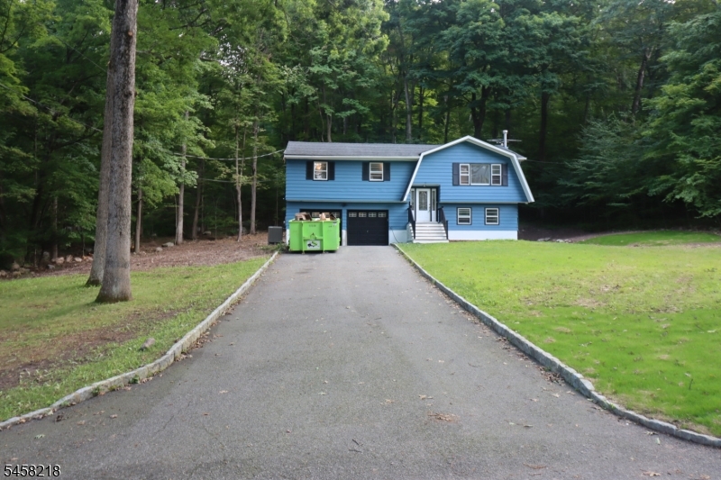 95 Longwood Lake Road Jefferson NJ 07438