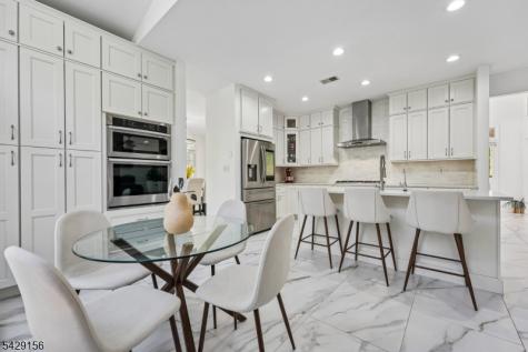 6 Diane Court Wayne NJ 07470