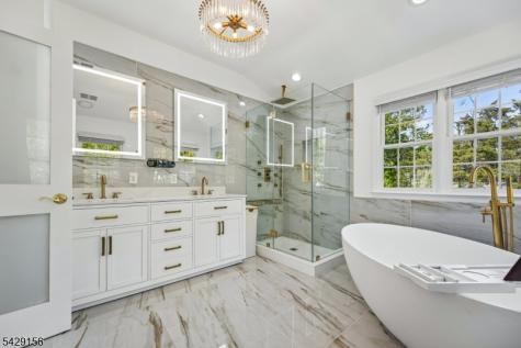 6 Diane Court Wayne NJ 07470