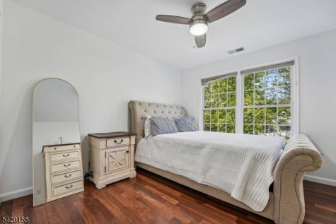 6 Diane Court Wayne NJ 07470