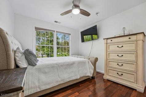 6 Diane Court Wayne NJ 07470