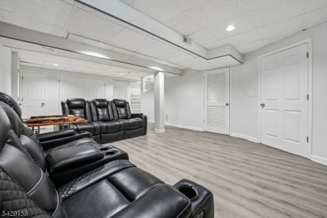6 Diane Court Wayne NJ 07470