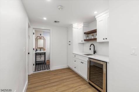 42 Nugent Drive Clifton NJ 07012