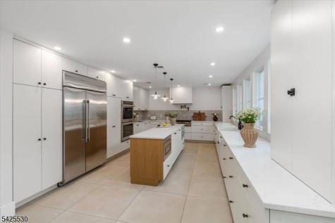 42 Nugent Drive Clifton NJ 07012