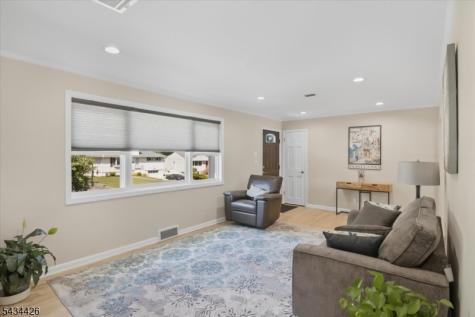 79 Winding Way Cedar Grove NJ 07009