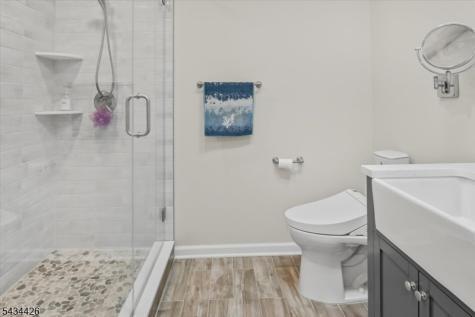 79 Winding Way Cedar Grove NJ 07009
