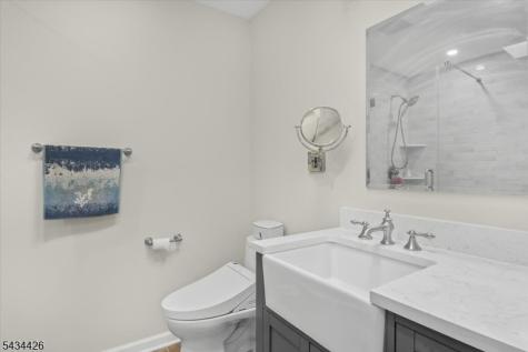 79 Winding Way Cedar Grove NJ 07009