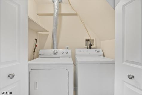 79 Winding Way Cedar Grove NJ 07009