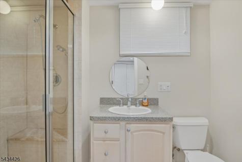 79 Winding Way Cedar Grove NJ 07009