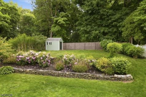 79 Winding Way Cedar Grove NJ 07009