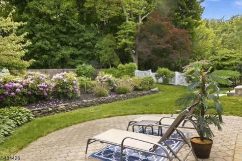 79 Winding Way Cedar Grove NJ 07009