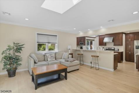 79 Winding Way Cedar Grove NJ 07009