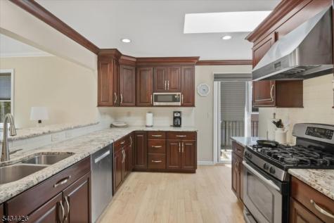 79 Winding Way Cedar Grove NJ 07009