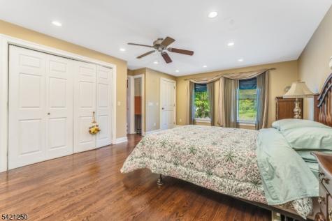 22 Broad Street Flemington NJ 08822