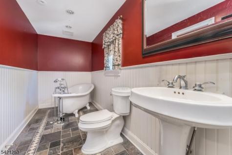 22 Broad Street Flemington NJ 08822