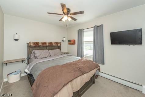123 Idalroy Trail Hopatcong NJ 07843